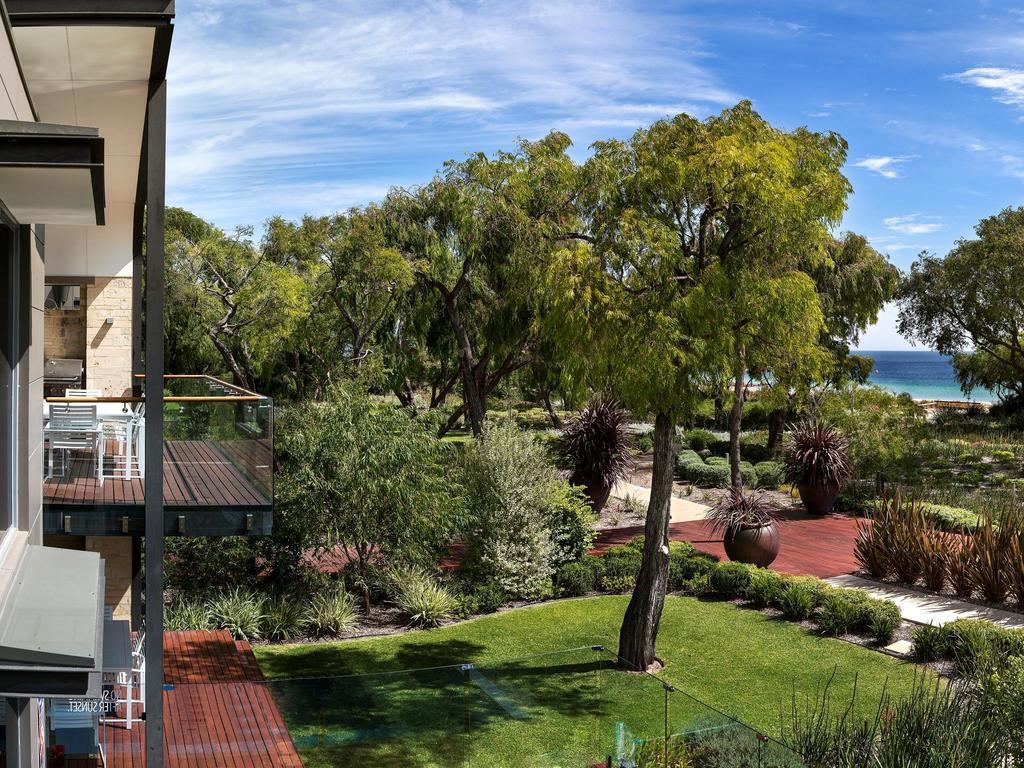 Aqua Resort Busselton Esterno foto